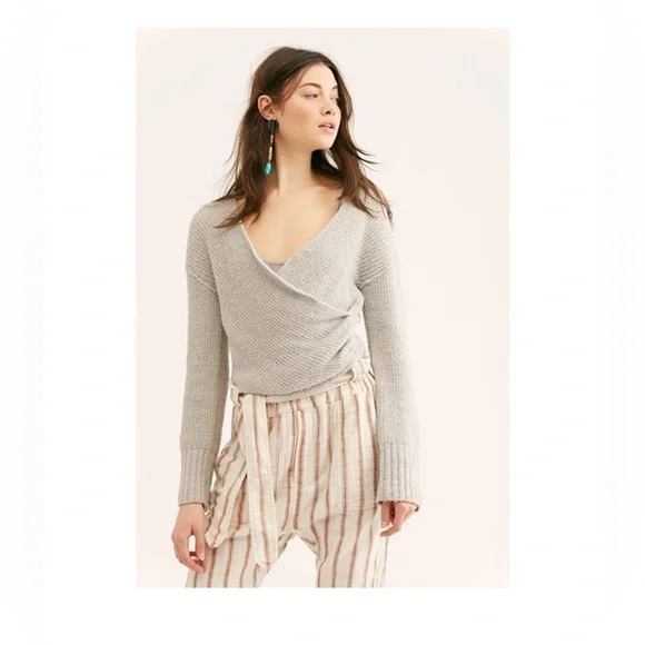 Free People Sensual Wrap Sweater Chunky Ribbed Knit Long Sleeve Grey Large - Picture 1 of 10